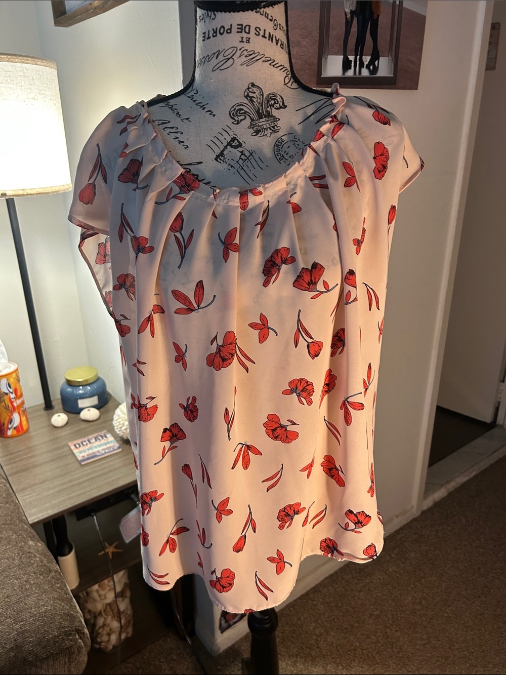 LC Lauren Conrad Cream Blush Floral Cap-Sleeve Blouse